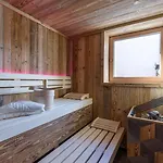 Isskogel Apartment *