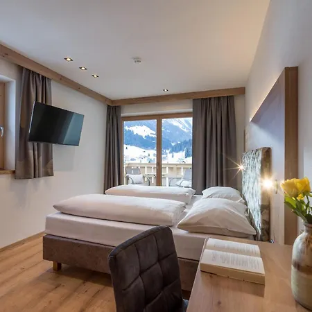 Isskogel Apartment *